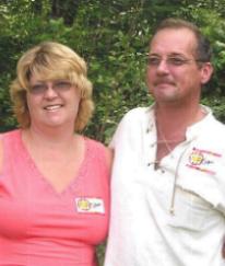 Dawn Hanlon & husband John Bassford (live in Severn, MD) -- 2006